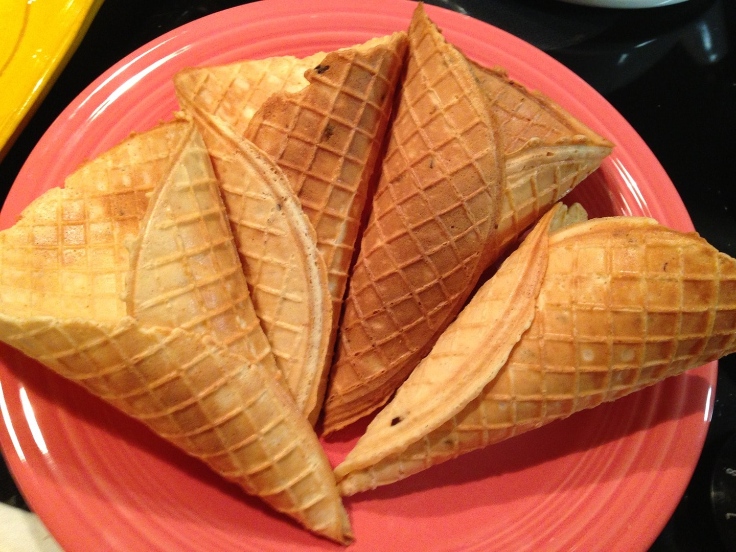 Masconi handmade waffle cone production